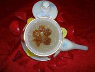 Chè yến nhãn nhục